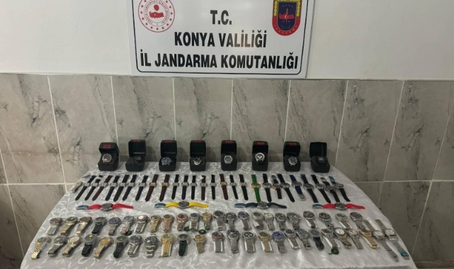 Konya’da 88 adet gümrük kaçağı saat yakalandı