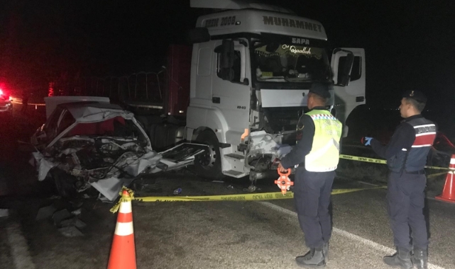 Konya'da otomobil ile TIR çarpıştı: 1 ölü