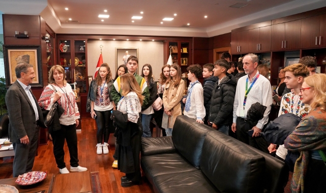 Köstenceli öğrencilerden Başkan Ataç'a ziyaret