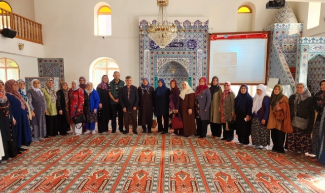 Köyceğizli 35 umreciye eğitim semineri verildi   