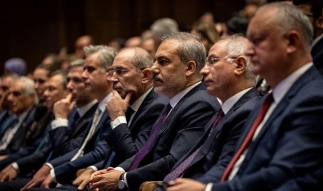 Lübnan'dan tahliyeler devam edecek mi?