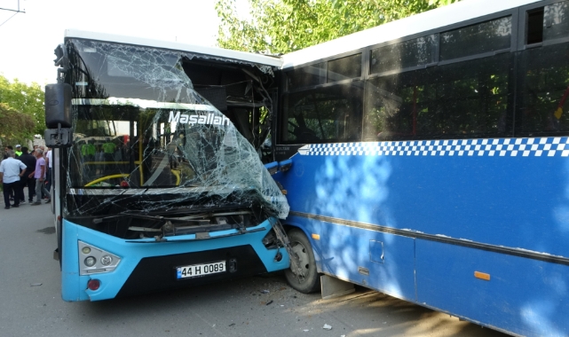 Malatya'da feci kaza: 25 yaralı var