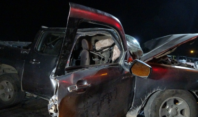 Malatya'da otomobil ile pikap çarpıştı: 3 ölü, 4 yaralı