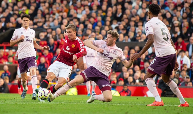 Manchester United, Brentford maçını 2-1 kazandı