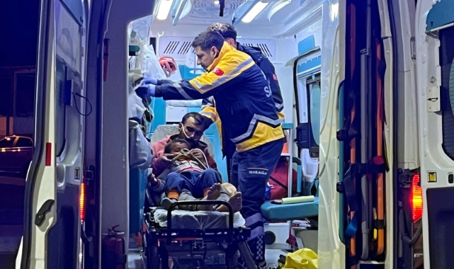 Mangaldan zehirlenen 2'si çocuk 4 kişi hastanelik oldu