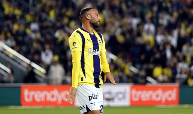 Mourinho, ligde 5 maç sonra Cenk Tosun'u sahaya sürdü