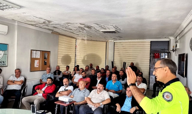 Mudanya'da servisçilere trafik polisinden seminer