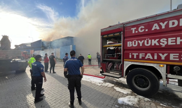 Nazilli'deki hurdacıda yangın çıktı!