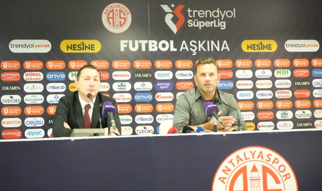 Okan Buruk'tan Osimhen'e övgü! "Çok iyi bir oyuncu transfer ettik"
