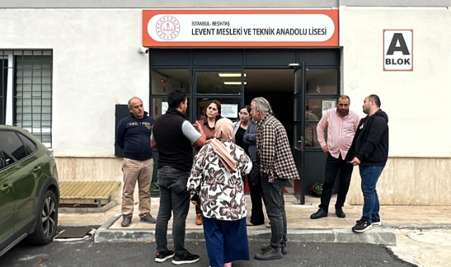Okulda korku dolu anlar! Öğretmen müdüre silah çekti