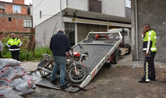 Ordu'da tescilsiz motosikletler ele geçirildi