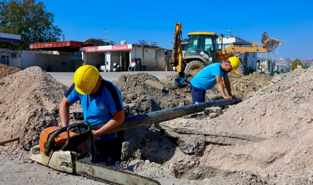 Osmangazi Caddesi'nde altyapı çalışmaları