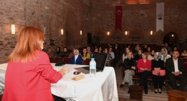 Osmangazi’de ‘Çalıkuşu’ üzerine söyleşi