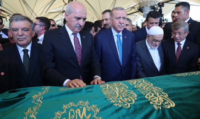 Recai Kutan'a veda! Cenaze töreni düzenlendi