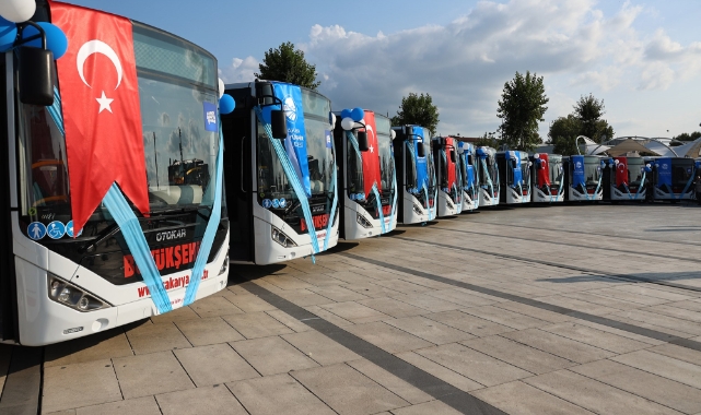 Sakarya’da yeni metrobüsler ulaşıma kazandırılıyor