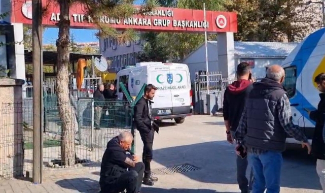Şehit ailelerinin Adli Tıp Kurumu'nda bekleyişi   