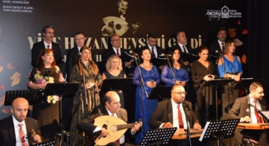 Şekip Ayhan Özışık Yıldırım'da eserleriyle anıldı