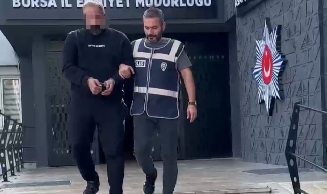 Siber dolandırıcılıktan hapis cezasıyla aranan şahıs Bursa'da yakalandı