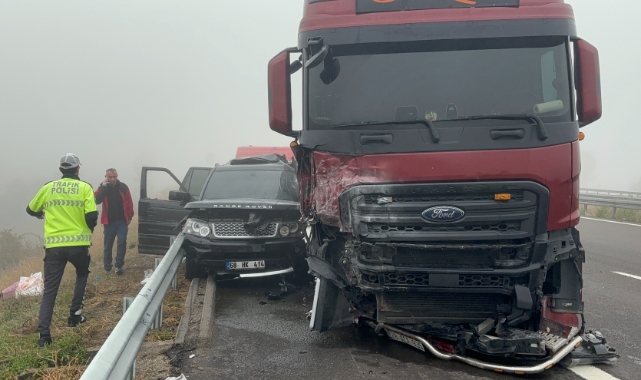 Sisten görmedi, lüks cip metrelerce sürüklendi: 3 yaralı
