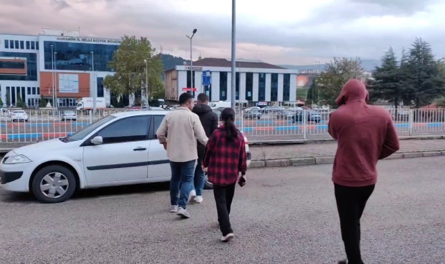 Sosyal medyadan şantaj edildiğini söyleyip yardım isteyen genç kızın ifadesine başvuruldu