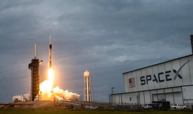 SpaceX kendi rekorunu kırdı!