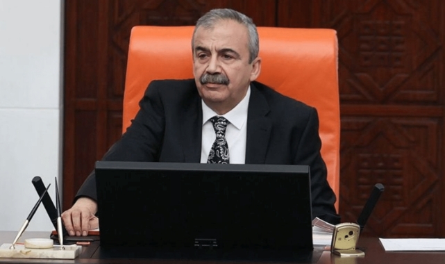 TBMM Başkan Vekili Önder ilk defa Genel Kurulu yönetti