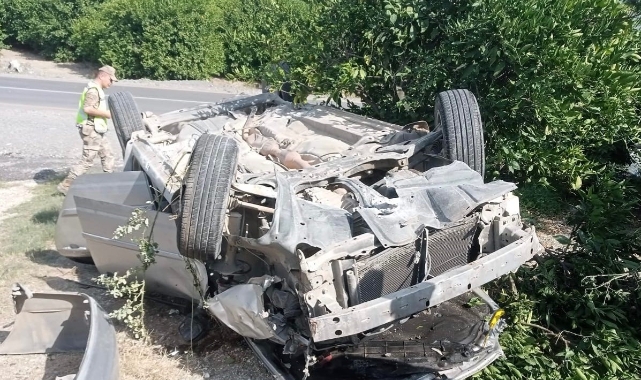 Ters dönen otomobilin sürücüsü yaralandı     