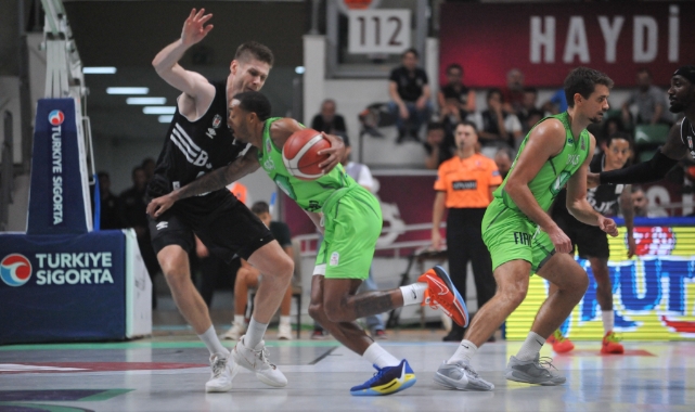 TOFAŞ, Beşiktaş Fibabanka'yı 99-95 yendi