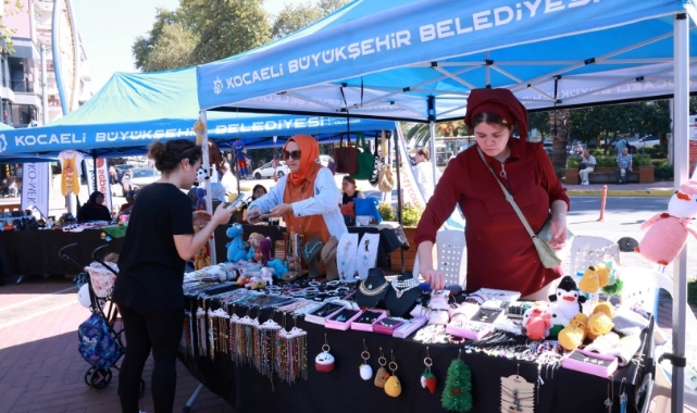 Üreten kadınlar alışveriş festivalinde buluştu