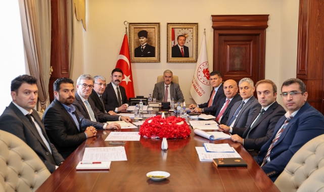 Vali Erol Ayyıldız, afet risklerini masaya yatırdı