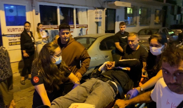 Yaralanan sürücüyü bıraktılar motosikleti kaçırdılar