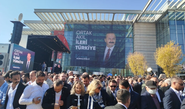Yavuz Ağıralioğlu yeni partisini tanıttı!