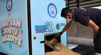 Yıldırım Belediyesi’nden sıfır atıkla can dostlara mama