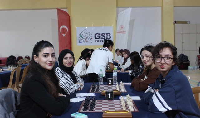 Yurt lig satrançta madalyalar sahiplerini buldu