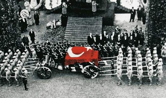 10 Kasım Atatürk'ü Anma Günü için özel sözler ve mesajlar 
