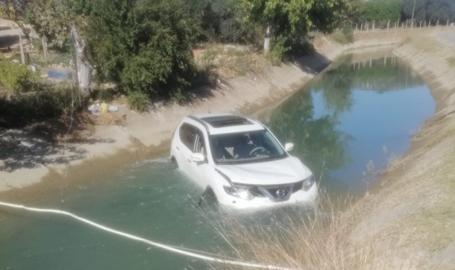 Adana'da cip sulama kanalına düştü   