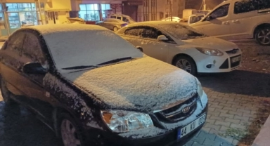 Adıyaman'ın Çelikhan ilçesinde kar yağışı başladı