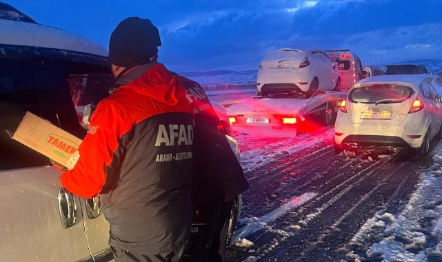 AFAD'dan 25 Kasım Pazartesi günü 25 ile sarı, 13 ile turuncu uyarı!