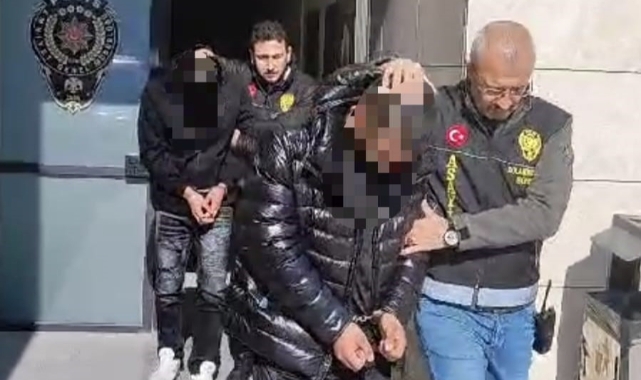 Afyonkarahisar’da kuyumculara sahte altın satmaya çalışan şahıslar yakalandı