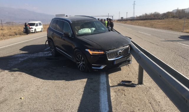 Ağrı’da trafik kazası: 3 yaralı   