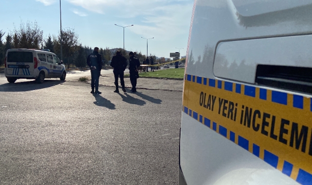Aksaray'da genç kız pencereden düştü   