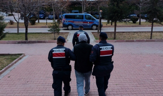 Aksaray'da uyuşturucudan 10 yıl hapsi olan şahıs yakalandı