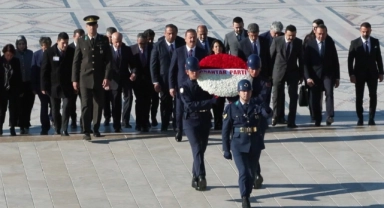 Anahtar Parti Anıtkabir’i ziyaret etti