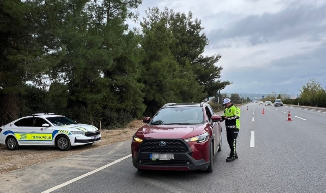 Antalya’da 1 haftada binlerce sürücüye ceza uygulandı