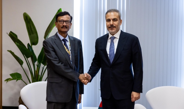 Bakan Fidan, Bangladeş Dışişleri Bakanı Hossain ile görüştü 