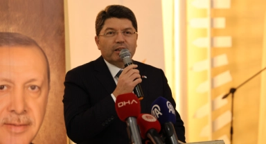 Bakan Tunç: "Yeni ve demokratik bir anayasa yapmak zorundayız"
