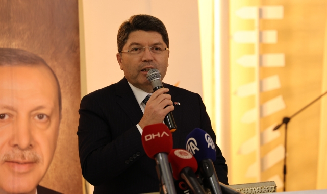 Bakan Tunç: "Yeni ve demokratik bir anayasa yapmak zorundayız"