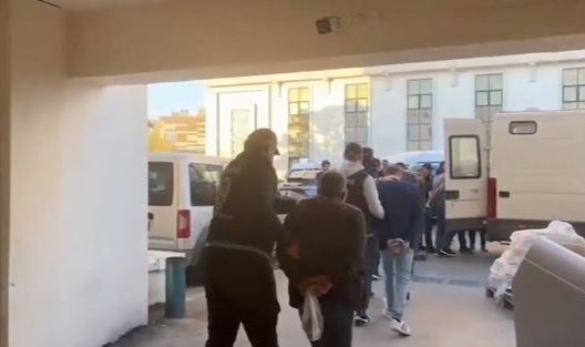 Bakan Yerlikaya duyurdu: 4 bin 244 kişi yakalandı