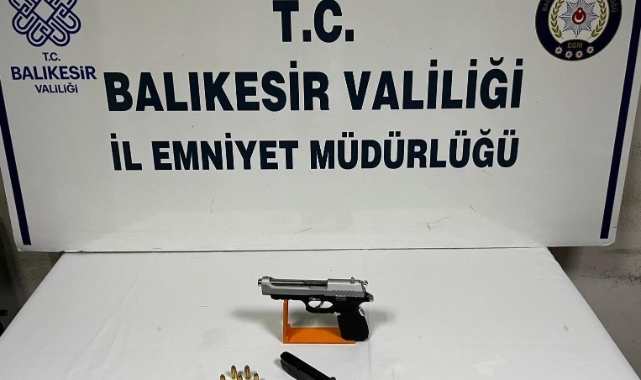 Balıkesir’de husumetlisini yol ortasında öldüren zanlı tutuklandı