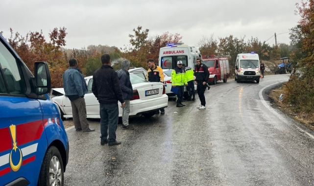 Balıkesir'de trafik kazası! 5 yaralı